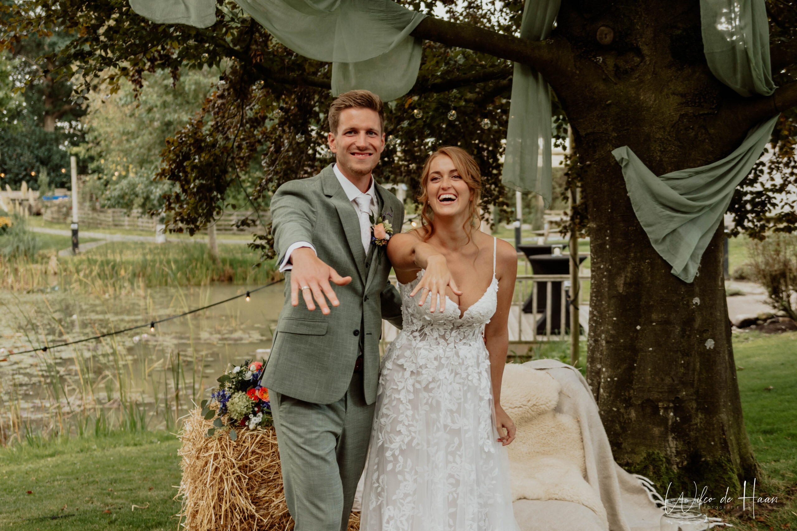 bruiloft-ceremonie-bosrijkeomgeving